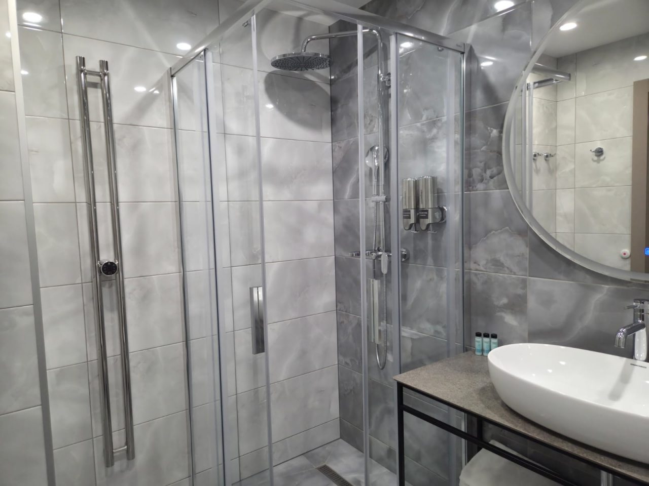 Трехместный (Трехместный номер), Venera Kazan City Hotel