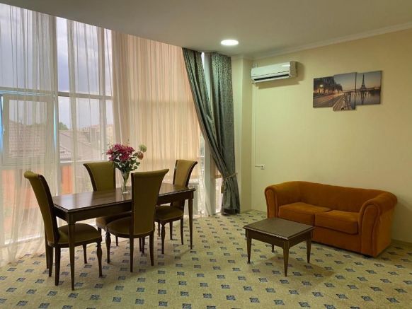 Фотография номера гостиницы Continent