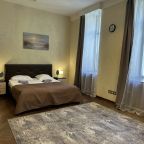 Семейный (Большой номер с двуспальной кроватью и диванами), Boho Center Nevsky Hotel
