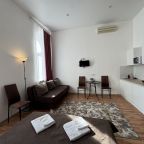 Семейный (С двуспальной кроватью, диваном и кухней), Boho Center Nevsky Hotel