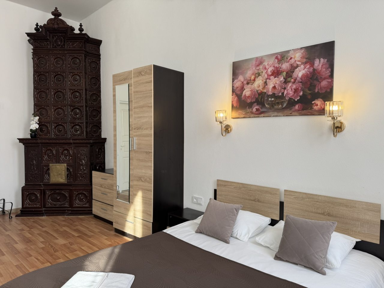 Семейный (С двуспальной кроватью, диваном и кухней), Boho Center Nevsky Hotel