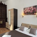 Семейный (С двуспальной кроватью, диваном и кухней), Boho Center Nevsky Hotel