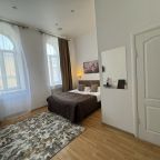 Семейный (С двуспальной кроватью, диваном и кухней), Boho Center Nevsky Hotel