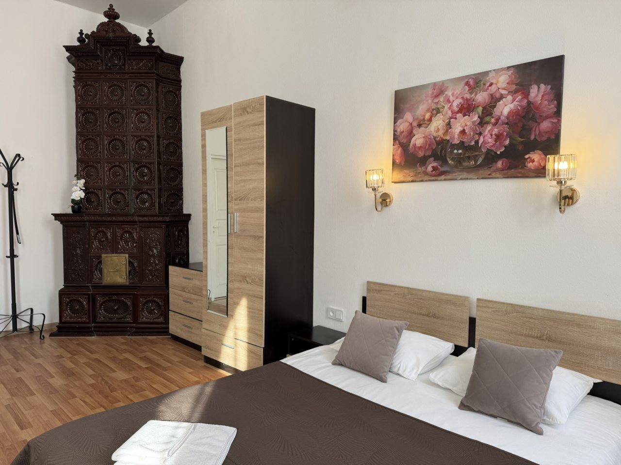 Семейный (С двуспальной кроватью, диваном и кухней), Boho Center Nevsky Hotel