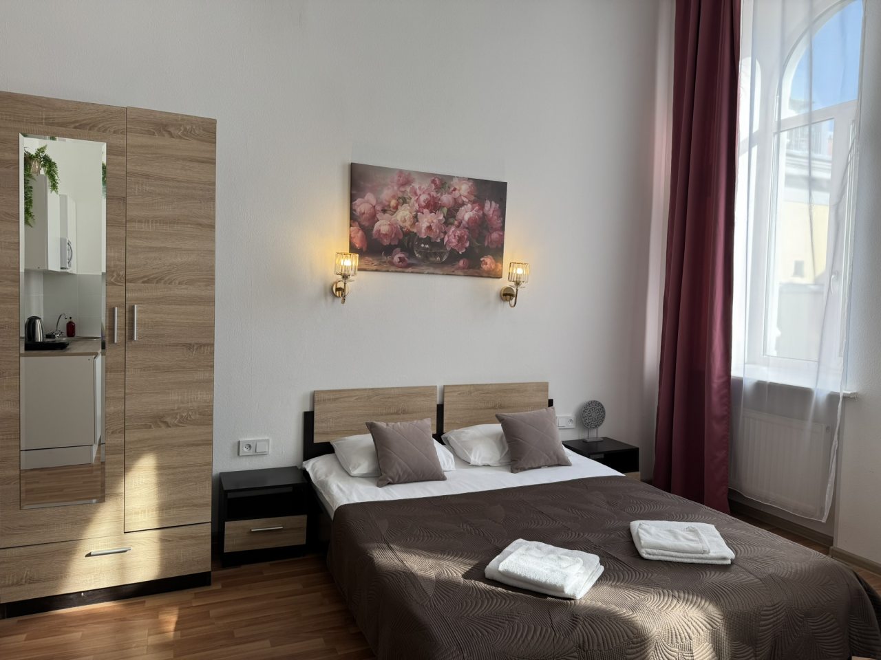 Семейный (С двуспальной кроватью, диваном и кухней), Boho Center Nevsky Hotel