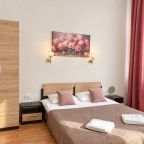 Семейный (С двуспальной кроватью, диваном и кухней), Boho Center Nevsky Hotel