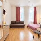 Семейный (С двуспальной кроватью, диваном и кухней), Boho Center Nevsky Hotel