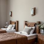 Двухместный (Улучшенный номер с 2 кроватями), Отель Номера в Пушкине