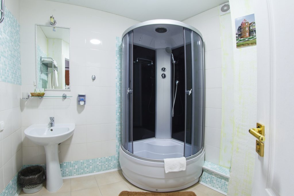 Ванная комната в гостинице Спутник, Томск. Гостиница Спутник