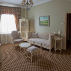 Люкс (VIP 2 комнаты), Санаторно-гостиничный комплекс ШАТО у реки