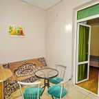 Апартаменты (С кухней), Отель Ольгинка