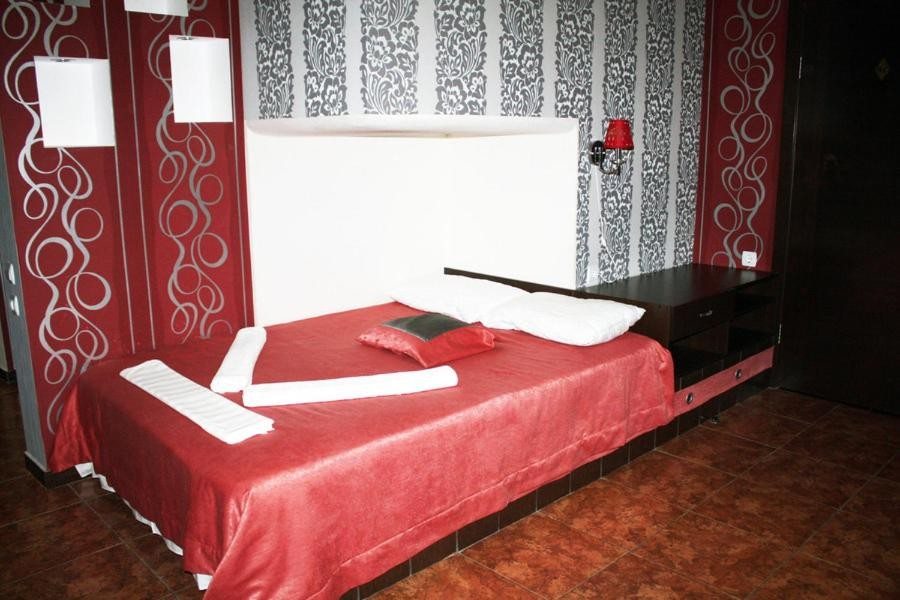 Двухместный (Бюджетный двухместный номер с 1 кроватью) отеля Капитан, Тамань