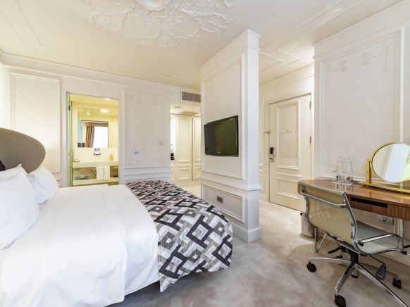 Фотография номера гостиницы Краун Плаза Лиговский