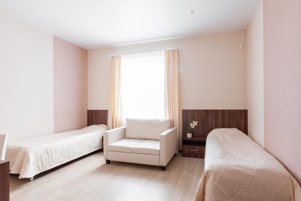 Двухместный (Двухместный номер с 2 отдельными кроватями - Для гостей с ограниченными физическими возможностями) отеля Спасское, Рыбинск