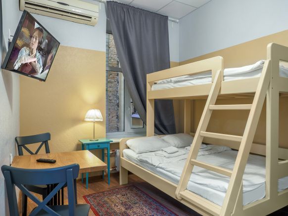 Фотография номера хостела Друзья на Литейном