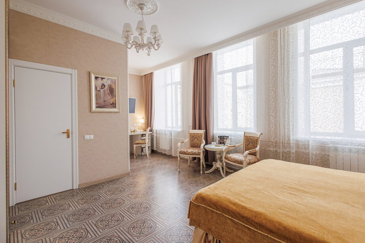 De Luxe, Гостиница ПушкинЪ