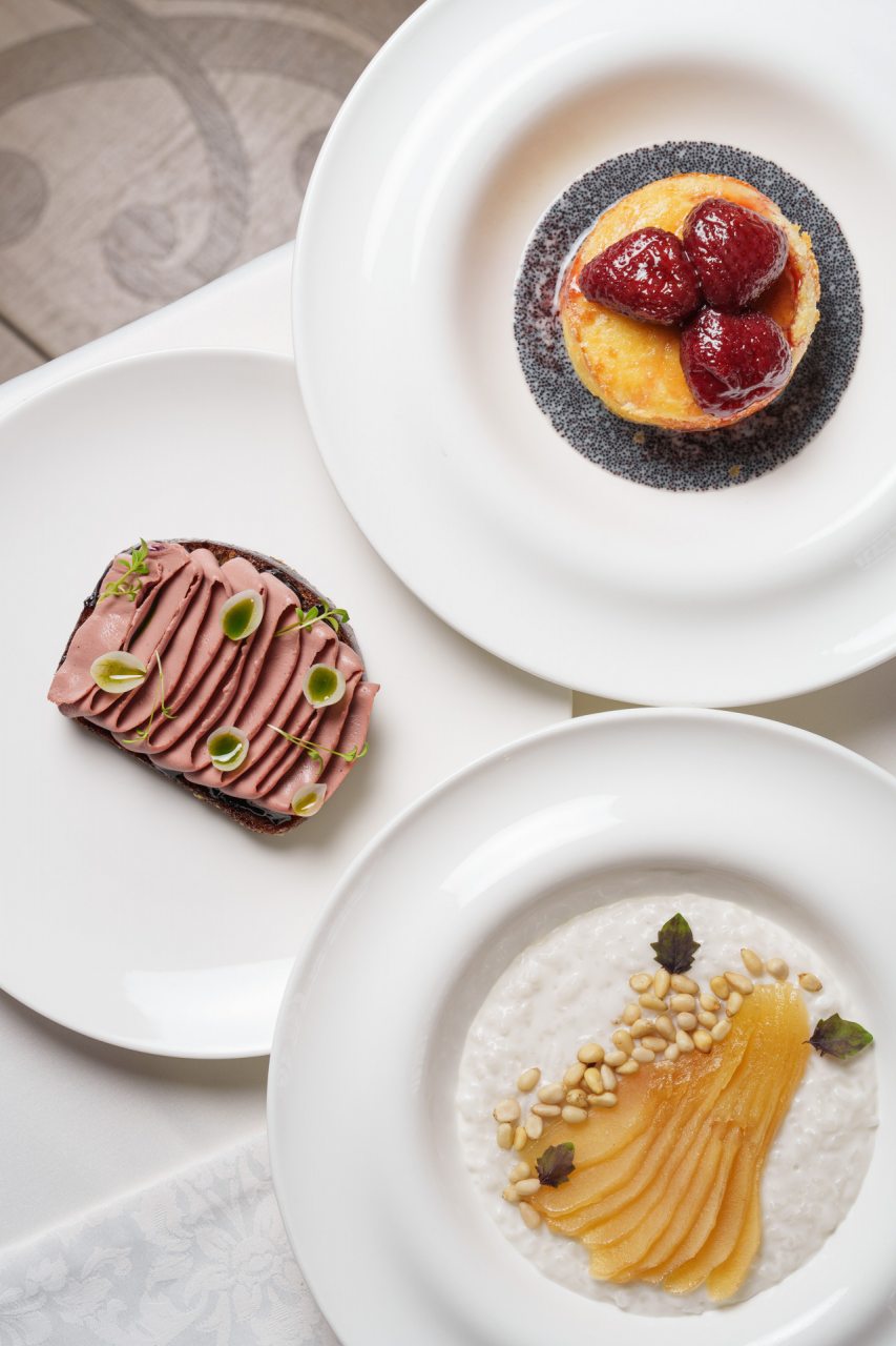 Доставка еды и напитков в номер, Гостиница ПушкинЪ