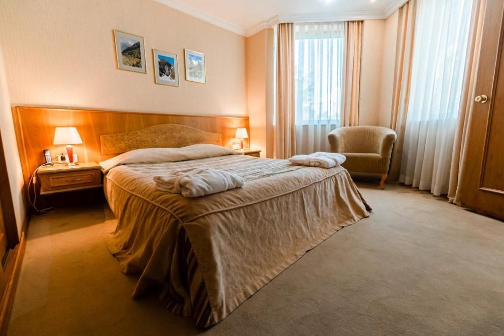 Двухместный (Номер с кроватью размера «king-size») отеля Звездный Отель VIP, Сочи
