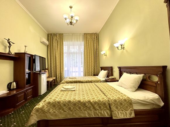 Фотография номера гостиницы Отель Империал 2011