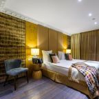 Двухместный (Люкс с доступом в акватермальный комплекс - Ул. Право-Булачная, 49), Спа-отель Luciano Residence Spa