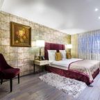 Двухместный (Люкс с доступом в акватермальный комплекс - Ул. Право-Булачная, 49), Спа-отель Luciano Residence Spa