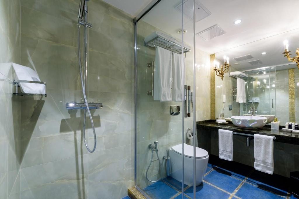 Двухместный (Люкс с доступом в акватермальный комплекс - Ул. Право-Булачная, 49), Спа-отель Luciano Residence Spa