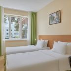 Четырехместный (Family standart 4-местный 2-комнатный), Отель Alean Family Riviera