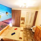 Четырехместный (СЕМЕЙНАЯ), Комнаты посуточно Любавушка
