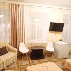 Трехместный (Престиж), Комнаты посуточно Любавушка