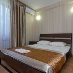 Апартаменты (Трехместный), Семейный отель Aton Family Hotel