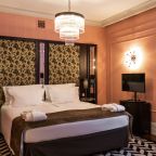 Двухместный (Улучшенный с 1 кроватью и видом во внутренний двор), Отель Dom Boutique Hotel