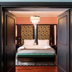 Сьюит (Люкс с видом на улицу или во внутренний двор), Отель Dom Boutique Hotel