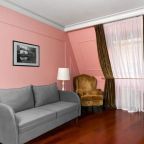 Семейный (С видом на улицу), Отель Dom Boutique Hotel