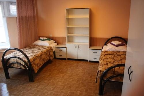 Двухместный (Двухместный номер с 2 отдельными кроватями и собственной ванной комнатой) гостиницы Университета, Санкт-Петербург