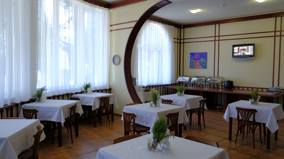 Традиционный виннный ресторан Серсиаль, Отель Серсиаль