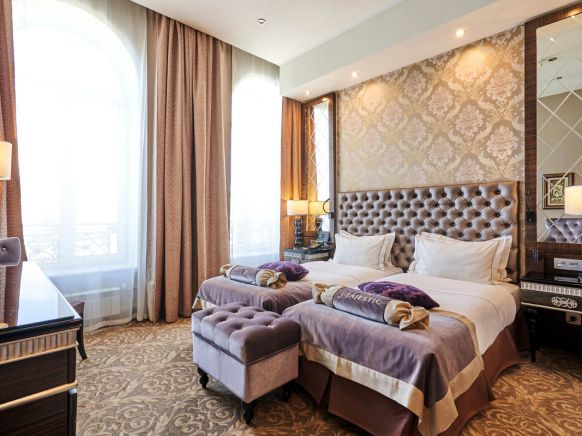 Фотография номера гостиницы Маджестик бутик отель Делюкс