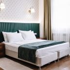 Двухместный (Улучшенный с 1 кроватью и диваном), Отель Лампа