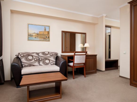 Фотография номера гостиницы Континент