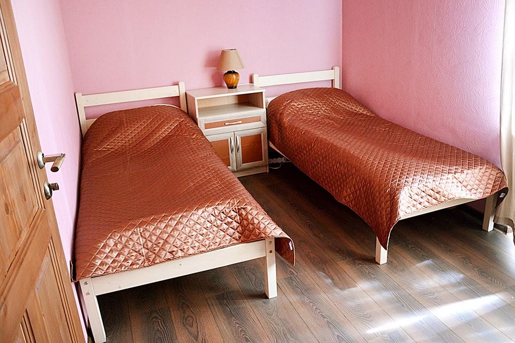 Двухместный (Большой двухместный номер с 2 отдельными кроватями) гостевого дома Онегин, Санкт-Петербург