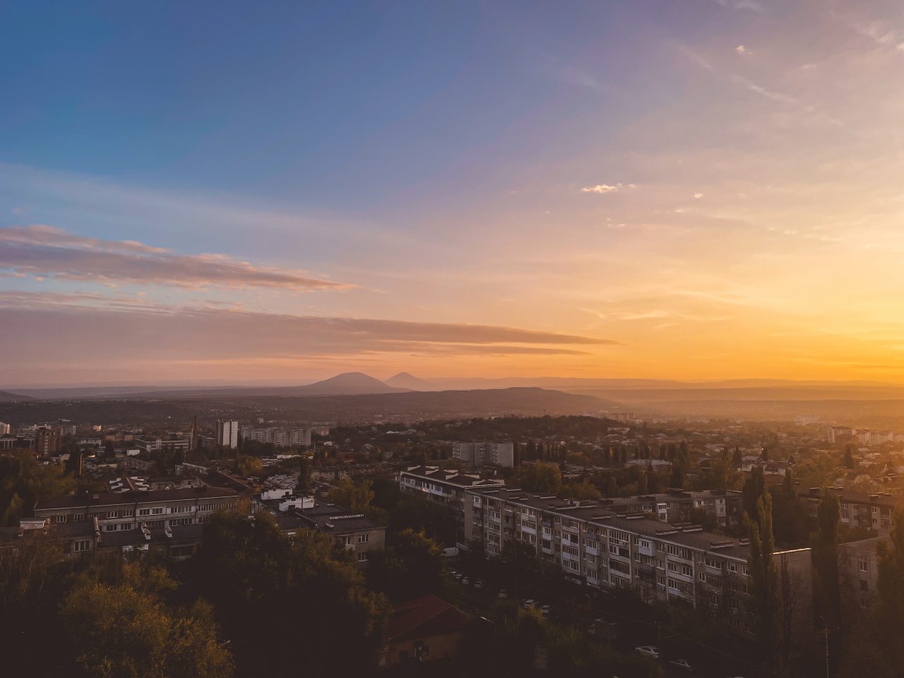 Делюкс, Гостиница Бештау