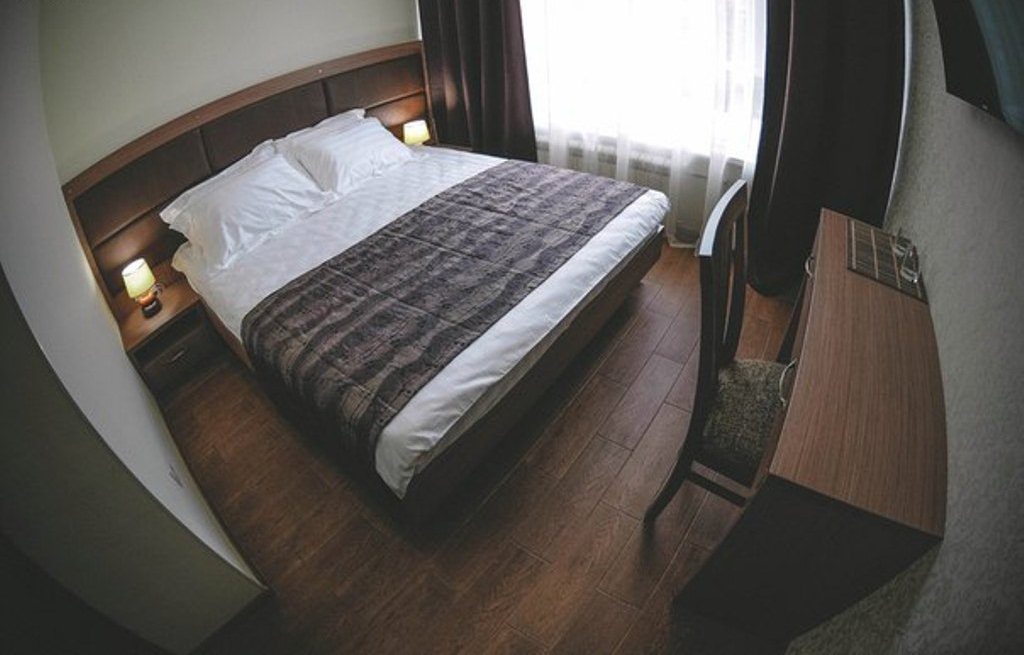 Двухместный (Стандарт, С 1 кроватью) гостиницы Фандорин, Белгород