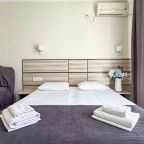 Трёхместный и более (С Балконом), Гостевой дом Ной +