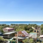 Трёхместный и более (С Балконом), Гостевой дом Ной +