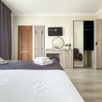 Трёхместный и более (С Балконом), Гостевой дом Ной +