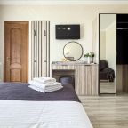 Трёхместный и более (С Балконом), Гостевой дом Ной +