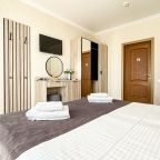 Трёхместный и более (С Балконом), Гостевой дом Ной +