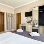 Полулюкс (Трехместный), Гостевой дом Ной +