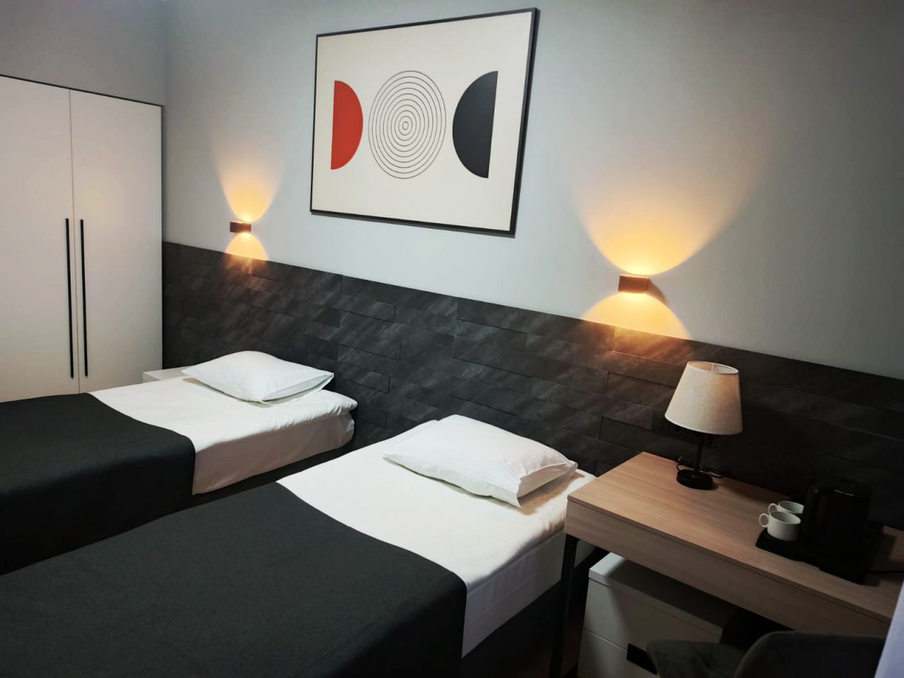 Двухместный (Cтандарт с двумя раздельными кроватями), Гостиница Меридиан