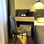 Двухместный (Cтандарт с двумя раздельными кроватями), Гостиница Меридиан