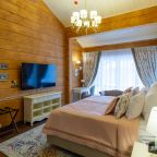 Дом (Парящий 3), Загородный отель Времена года